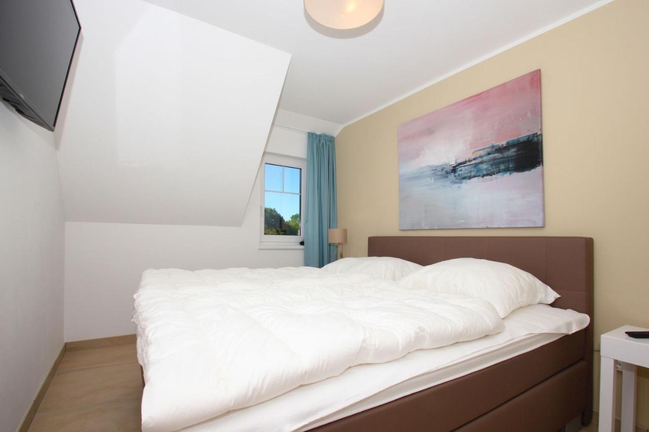 Strandresort Rex Rugia Haus 13 - FeWo 07, inklusive Sauna und Schwimmbadnutzung im AHOI Sellin Lobbe Exterior foto